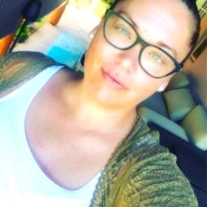 Meet your Posher, Nikki